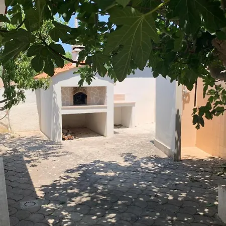 Salento Villa Con Due Unita Abitative Indipendenti E Giardino A Due Passi Dal Mare Torre Ovo