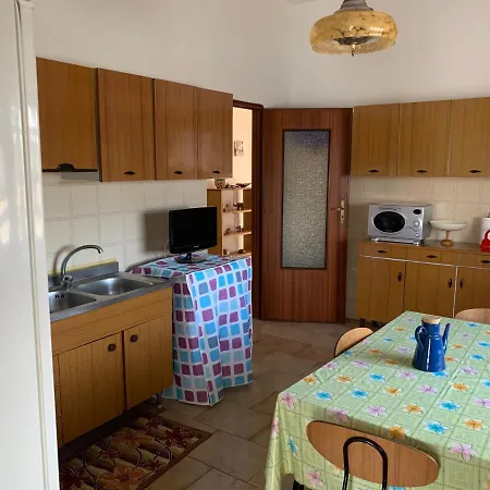 Salento Villa Con Due Unita Abitative Indipendenti E Giardino A Due Passi Dal Mare Torre Ovo