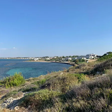 Villa Salento Villa Con Due Unita Abitative Indipendenti E Giardino A Due Passi Dal Mare *