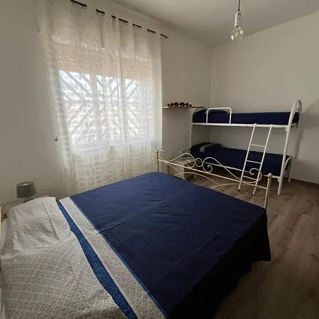 Salento Villa Con Due Unita Abitative Indipendenti E Giardino A Due Passi Dal Mare Torre Ovo