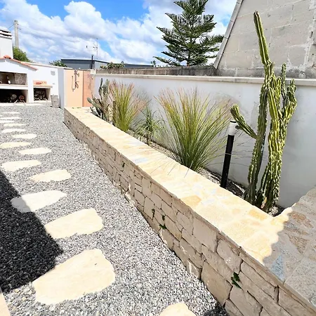 Villa Salento Villa Con Due Unita Abitative Indipendenti E Giardino A Due Passi Dal Mare