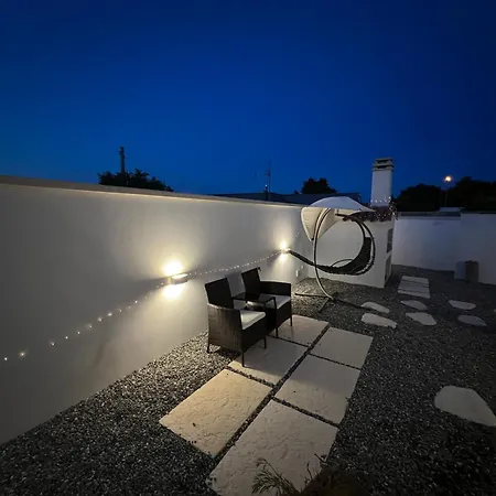 Salento Villa Con Due Unita Abitative Indipendenti E Giardino A Due Passi Dal Mare Villa Torre Ovo