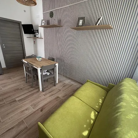 Salento Cice, Ac - Wifi - Bbq - Parcheggio Privato, Due Unita Abitative Indipendenti E Giardino A Due Passi Dal Mare * Torre Ovo