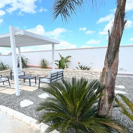 Salento Cice, Ac - Wifi - Bbq - Parcheggio Privato, Due Unita Abitative Indipendenti E Giardino A Due Passi Dal Mare Vila *