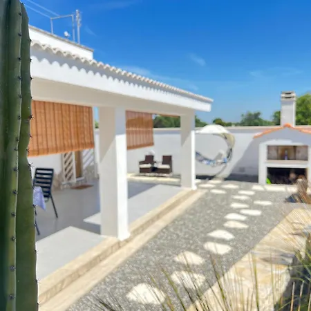 Vila Salento Cice, Ac - Wifi - Bbq - Parcheggio Privato, Due Unita Abitative Indipendenti E Giardino A Due Passi Dal Mare Torre Ovo